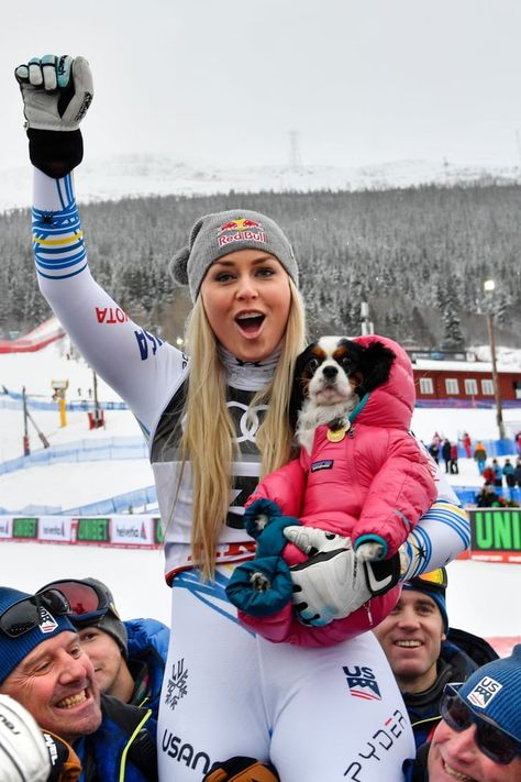 Lindsey Vonn Rise Book Interview Lindsey Vonn Skiing, Lindsay Vonn, Mikaela Shiffrin, Lindsey Vonn, Ski Racing, Olympic Medals, Female Fighter, Popsugar Fitness, Usa Olympics