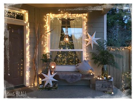 Little Brags: A Dreamy Scandi-Boho Inpired Christmas Porch Outdoor Winter Decorations, Wabi Sabi Christmas, Slim Trees, Exterior Christmas Lights, Christmas Lights Outside, Christmas House Lights, Scandinavian Christmas Decorations, Almost Christmas, Bohemian Christmas