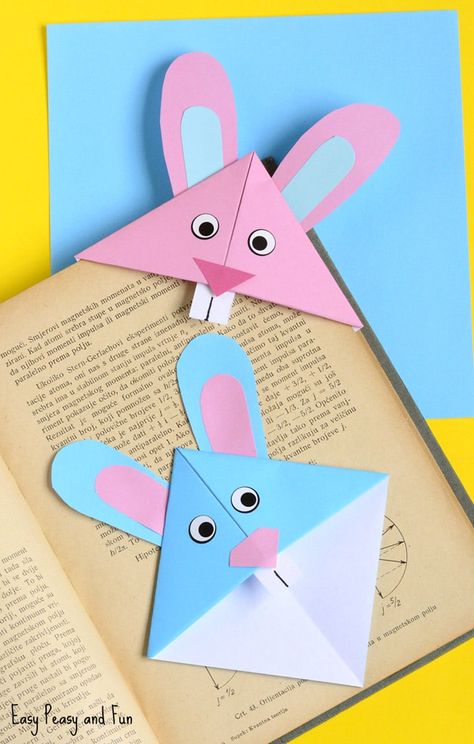 Easter Bunny Corner Bookmark - DIY Origami for Kids - Easy Peasy and Fun Bunny Corner, Origami Bunny, Bookmark Diy, Fun Easter Crafts, Origami Bookmark, Corner Bookmark, Easter Printables Free, Bookmark Craft, Easy Easter Crafts