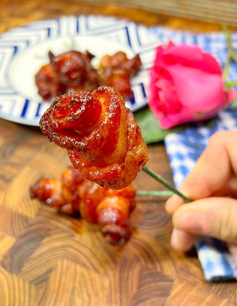 Candied Bacon Roses Maple Bacon Twists, Bacon Lollipops Sticks, Bacon Rollups Appetizers, Bacon Roll Ups Appetizers, Candied Bacon Roses, Candied Bacon Skewers, Bacon Flight, Bacon Rose, Billionaire Bacon