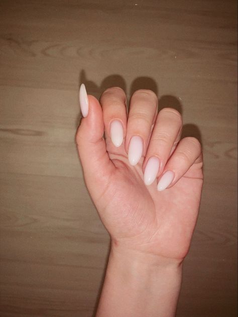 nude nails, beige neils, milk nails, almond nails nude nails, beige neils, milk nails, almond nails Milk Nails Almond, Milk Almond Nails, Beige Almond Nails, Nails Beige, Milk Nails, Nails Almond, Nude Nails, Almond Nails, Almond