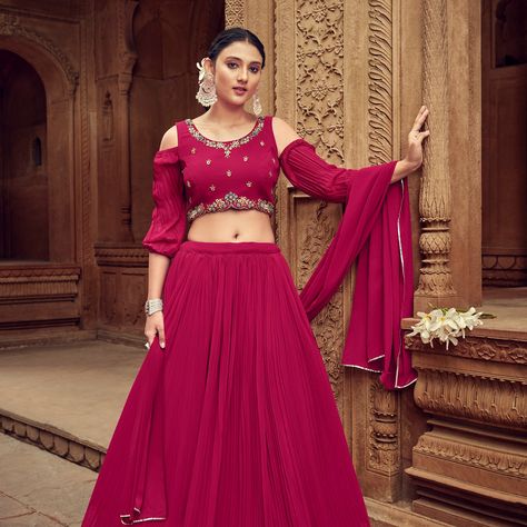 Stepping into the day with a swirl of Pink floral lehenga with a Heavy net Dupatta. Whether it is a festive occasion or a moment of celebration, let's paint our lives with hues of happiness and style!!💖 SHOP NOW 🛍️ gotifab.com [lengha choli for girls, ethnic wear, Designer lehenga choli, pink lehenga, custom lehenga choli, chaniya choli] #gotifab #lehengadesigns #lehengablouse #Traditionalwear #lenengadupatta #partywearlehengas #customlehengatoronto Plain Lehenga, Lehenga Pink, Engagement Lehenga, Lehenga Choli Designs, Ghaghra Choli, Georgette Lehenga, Pink Lehenga, Ghagra Choli, Indian Lehenga