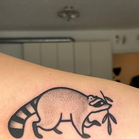 Pearl Clapp on Instagram: "Raccoon walkin along for Rachael! Thank you so so much!🌿🦝 BOOKS OPEN📖FLASH ONLY link in bio to inquire💌⛓️ www.pearlclapp.ca #torontotattoo #torontoartist #raccoontattoo #blackworktattoo #blackworkflash #raccoon #tattoo #torontotattooflash" Raccoon And Opossum Tattoo, Tiny Raccoon Tattoo, Raccoon Tattoos, Possum Tattoo Simple, American Traditional Opossum Tattoo, Simple Raccoon Tattoo, Small Raccoon Tattoo, Raccoon Tattoo Cute, American Traditional Raccoon Tattoo