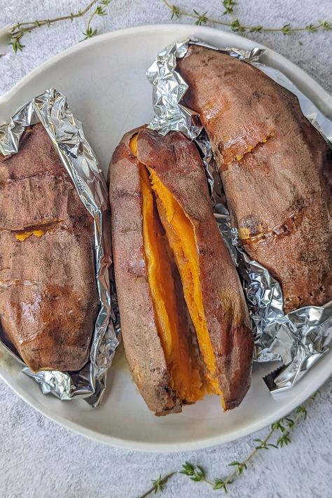 Grilled Sweet Potatoes in Foil 6 Grilled Sweet Potatoes In Foil, Grill Sweet Potatoes, Foil Potatoes, Roasted Yams, Potato Calories, Grilled Sweet Potatoes, Leftover Potatoes, Sweet Potato Skins, Potato Skin