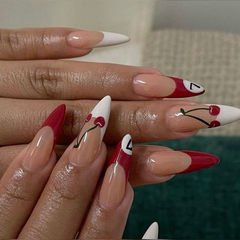 Almond Nails Designs Summer 2024, New York Nails Designs, Vegas Inspired Nails, Spicy Nails, Casino Nails, Finger Extensions, Almond Nails Designs Summer, Red Summer Nails, Las Vegas Nails