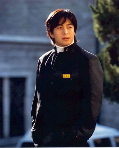 bea yong joon Bae Yong Joon, Kang Jun, Sung Kang, Kdrama Funny, Lee Dong Wook, Korean Actors, Korean Drama, Kdrama, Singing