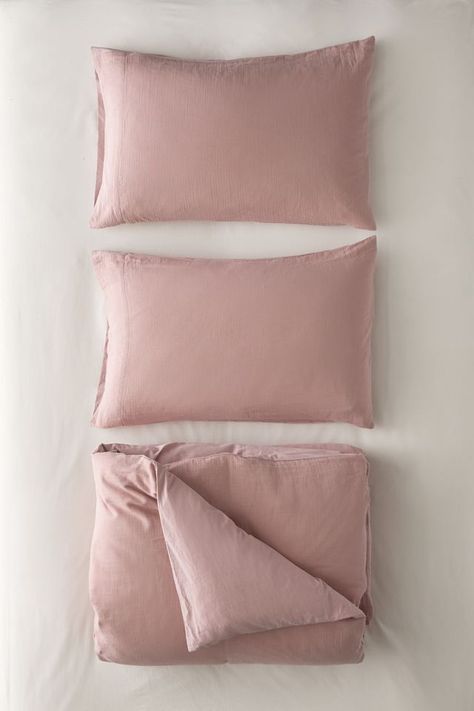 Mauve Bedding, Pink Pillow Cases, Colorful Comforter, Uo Home, Pink Pillows, Cotton Duvet, Cozy Space, Duvet Sets, Rose Color