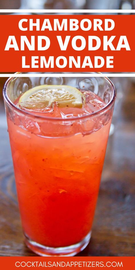 Raspberry Lemonade Vodka, Chambord Drinks, Chambord Recipes, Chambord Cocktails, Sweet Cocktail, Easy To Make Cocktails, Lemonade Drink, Vodka Lemonade, Lemonade Cocktail