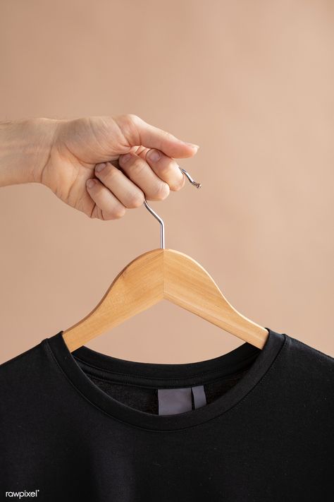 shirt in a hanger mockup | premium image by rawpixel.com / Felix How To Photograph Clothes, Clothes Flatlay Ideas, Hanger Photography, Product Photography Clothing, Black Shirt Mockup, Flatlay Clothes, Clothes Photography, T-shirt Photography, T Shirt Label