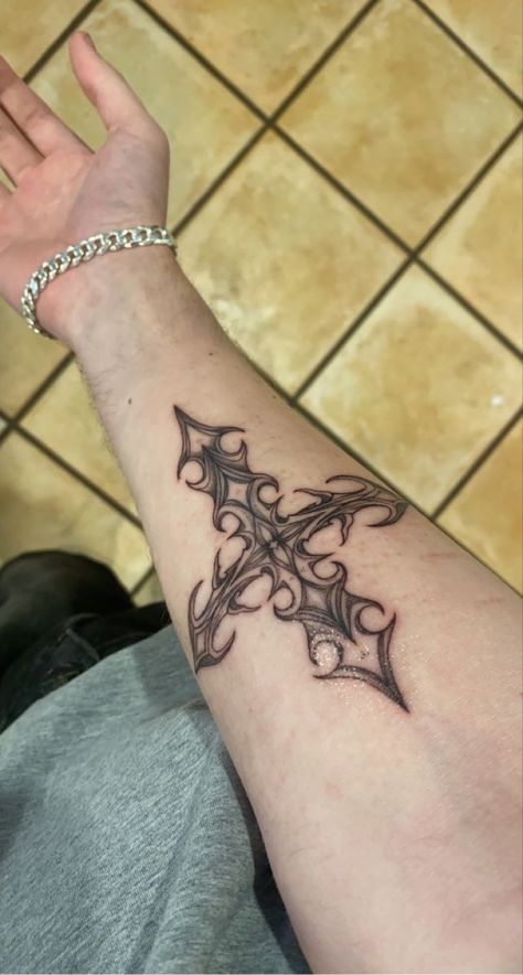 Metal Style Tattoo, Grunge Sleeve Tattoo, Cross Hand Tattoo Men, Emo Chest Tattoo, Gothic Tattoo Ideas For Men, Edgy Tattoos For Men, Gender Tattoo, Attractive Tattoos Men, Complex Tattoos