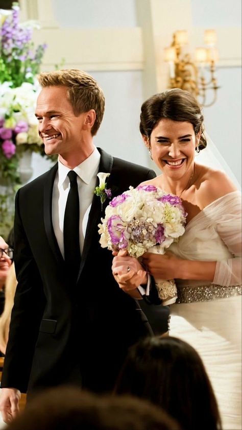 #barneystinson #robinscherbatsky #howimetyourmother Barney And Robin, Walking