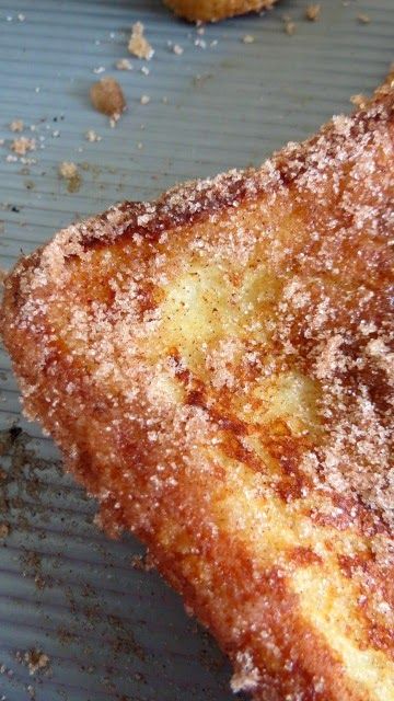 Churro French Toast, French Toast Breakfast, Breakfast Sweets, Food Easy, French Toast Bake, What's For Breakfast, French Toast Recipe, French Cooking, Breakfast Recipes Casserole