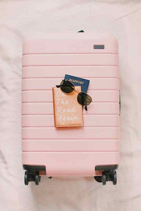 Penyimpanan Makeup, Friends Ideas, Nightlife Travel, On The Road Again, Suitcase Traveling, Travel Goals, Travel Inspo, Travel Packing, Travel Aesthetic