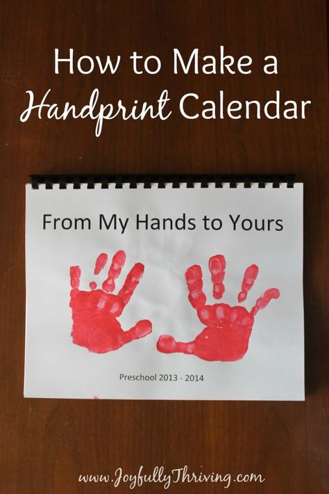 What a great diy gift idea for little kids! I love that there are pictures of all the months included for ideas, too. How to make a handprint calendar is worth saving! #diy #homemadegift #handprint Homemade Calendar, Handprint Calendar, Grandparents Christmas Gifts, All The Months, Calendar Craft, Parents Christmas, Christmas Gifts For Parents, Diy Calendar, Diy Gifts For Kids