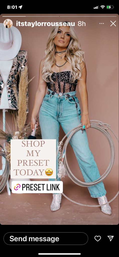 Buckle Bunny Outfits, Country Girl Aesthetic, Buckle Bunny, Concert Fashion, Country Concert Outfit, Country Concerts, Concert Outfit, Country Girls, Nashville