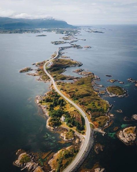 Atlantic Road Norway, Norway Roadtrip, See The Northern Lights, Switzerland Travel, Road Trip Essentials, Scenic Routes, Scenic Drive, Atlantic Ocean, The Atlantic