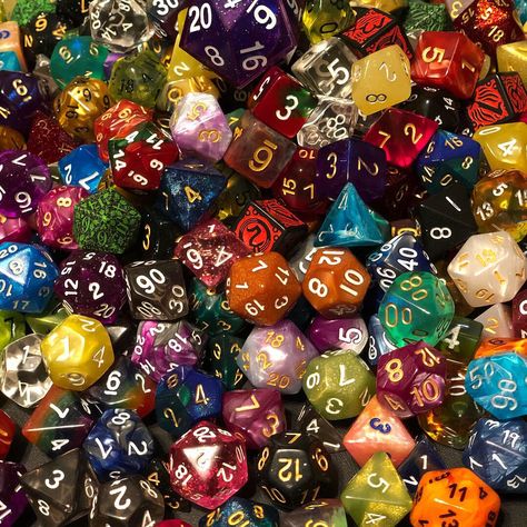 Math Rock Aesthetic, D&d Aesthetic Dice, Dnd Dice Aesthetic, Pretty Desktop Wallpaper, Dice Aesthetic, Dnd Dice, Polyhedral Dice, Arte Inspo, Dice Set