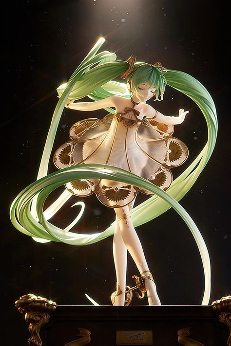 Miku Symphony, Orchestra Concerts, Random Character, Shojo Anime, 3d Figures, Vocaloid Characters, 사진 촬영 포즈, Anime Figurines, 5th Anniversary