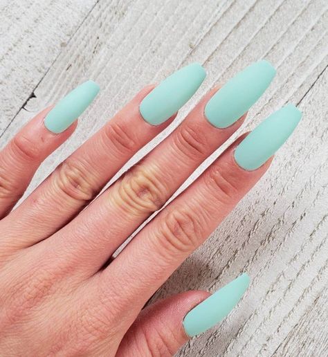 Nails Aqua Blue, Light Teal Nails, University Nails, Blue Fake Nails, Teal Acrylic Nails, Spirit Nails, Tiffany Blue Nails, Nails Shapes, Blue Matte Nails