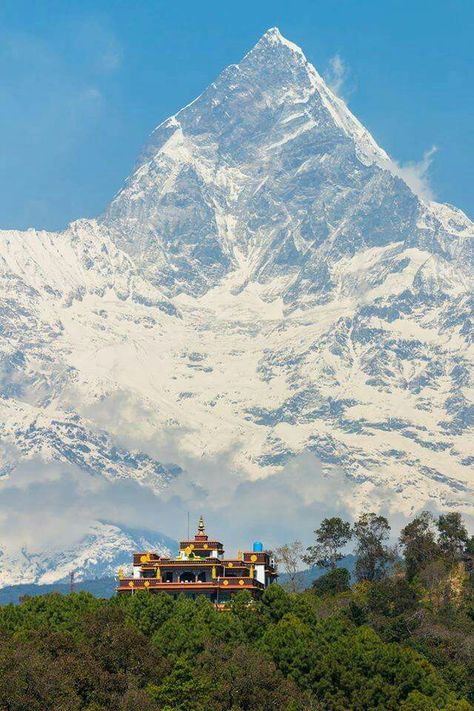 Pokhara Nepal Photography, Nepal Photography, Amazing Locations, Himalayas Nepal, Pictures Of Beautiful Places, Mountains Snow, Asian Landscape, Nepal Travel, Mountain Photography