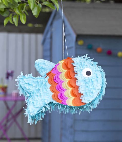 Funky Flying Fish Pinata Fish Pinata, Pinata Diy, Unicorn Pinata, Fishing Birthday Party, Piñata Ideas, Diy Pinata, Fiesta Theme Party, Swim Party, Origami Fish