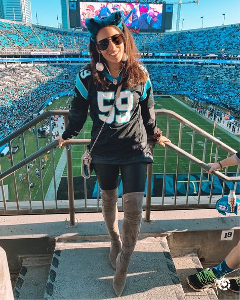 Panthers game today! 🖤💙🖤💙 @liketoknow.it #liketkit #LTKholidaystyle #LTKunder100 #LTKtravel http://liketk.it/2IcLL Cute Football Game Outfit, Pitt Panthers, Game Outfit, Football Game Outfit, Game Day Outfit, Otk Boots, Gameday Outfit, Football Game, Day Outfit