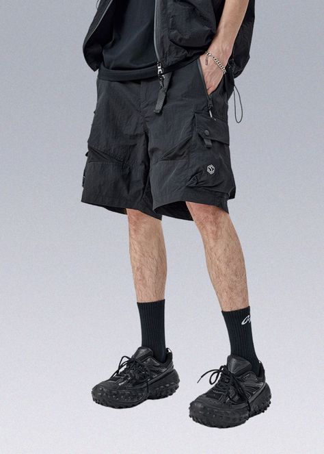 GUUKA Wicking Techwear Shorts - Fabric: 100% Nylon - Details: Techwear Shorts Chemical fiber splicing mesh design Close-up shorts fit Waterproof zipper design Reflective taped accents - Size:(cm) Moder Wear: 183cm / 74kg - XL Size Length Waist Hips S 47.5 74 106 M 49 78 110 L 50.5 82 114 XL 52 86 118 2XL 53.5 90 122 Techwear Shorts, Tech Wear, Waterproof Zipper, Shorts Fit, Model Inspo, Tech Fashion, Shorts Pants, Mesh Design, Shopping Hacks