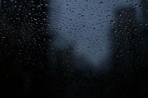 Photography Water Drop  Weather Window Rain Wallpaper Dark Rain, Rain Wallpaper, Rain Window, Photography Water, Rain Wallpapers, Storm Photography, Glass Building, Free Desktop Wallpaper, City Wallpaper