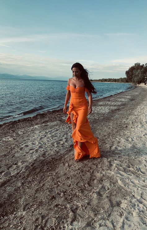 Sunset Orange Dress, Sunset Dresses, Katrina Law, Diet Soup, Diet Soup Recipes, Leonardo Dicaprio 90s, Sunset Blue, Soup Diet, Sunset Orange