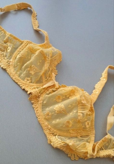 Italian Lingerie Aesthetic, Yellow Lingerie Aesthetic, Lingerie Aesthetic, Tuscany Vacation, Yellow Lingerie, Green Lingerie, Yellow Bra, Italian Lingerie, Hippie Goth