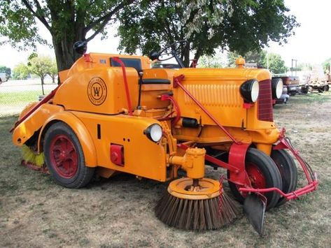 Earthmoving Equipment, Steampunk Vehicles, Street Sweeper, Steampunk Vehicle, Minneapolis Moline, Road Sweeper, Big Tractors, Farm Day, Old Vintage Cars