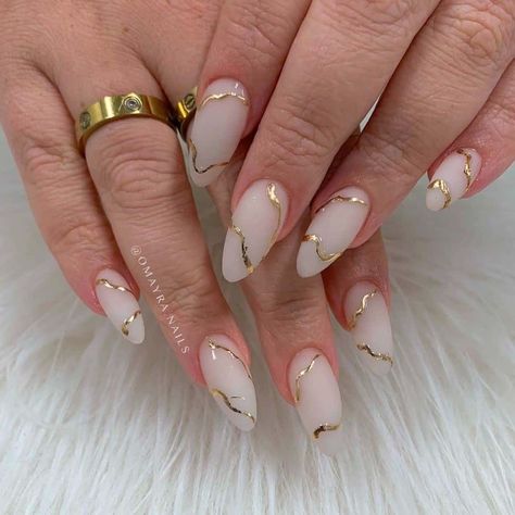 White N Purple Nails, Trendy Winter Nails 2023, Girlish Nail Art, Oval Matte Nails, White Oval Nails Design, Trendy Nails Matte, White Almond Nails, Matte Acrylic Nails, Paris Nails