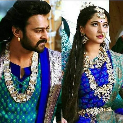 4,729 Likes, 15 Comments - Prabhas Anushka (@prabhashandsomehunk) on Instagram Devsena Look, Prabhas And Anushka, Wedding Dresses Men Indian, Indian Sari Dress, Indian Bride Outfits, Kids Blouse Designs, Wedding Dress Men, Couple Photoshoot Poses, Blouse Design Models