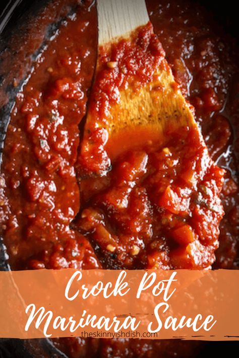 After you make your own homemade marinara you’ll never go back to jarred again! My easy Crock-Pot Marinara Sauce is a healthy and simple sauce to add to your Italian inspired dinners! Families all around will be thrilled with the meals you can make from this delicious marinara! #crockpot #marinarasauce Ww Pasta, Spaghetti Marinara, Skinnyish Dish, Ww Dinner, Sister Trip, Italian Meals, Ww Meals, Marinara Sauce Recipe, Anna Grace