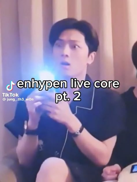 Enhypen Funny, Enhypen Core, Kpop Core, Boyfriend Video, Silly Kids, Going Seventeen, Kpop Entertainment, Sung Hoon, K Pop Memes