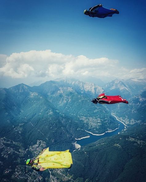 Pipo |Adventure Photographer on Instagram: “I had an incredible flight with awesome friends and a legendary landscape around 🏞😍🥰 • • #wingsuit #humanflight #nature #enjoy #fly…” Wingsuit Flying, Adventure Photographer, Skydiving, Mount Everest, Flight, Best Friends, The Incredibles, Natural Landmarks, Photographer