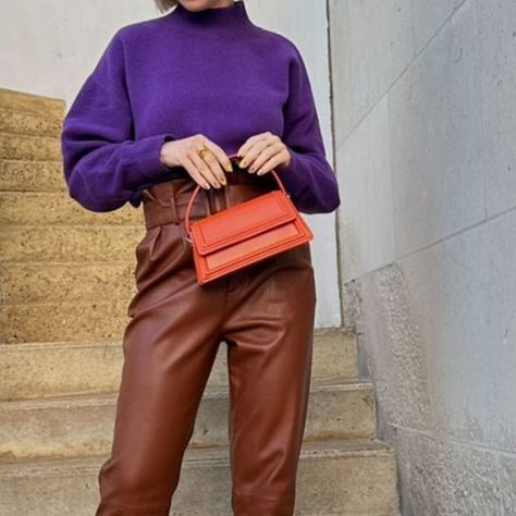 Lena | Personal stylist | Style coach on Instagram: "The power of purple! 💜 Purple is my favourite colour! Well, after pink of course! 😂 sooo… My favourite 4 ways to wear purple are in day to day life are: ⠀ ⠀ ⁃ with brown ⠀ ⁃ with deep red ⠀ ⁃ with deep blue ⠀ ⁃ and with beige ⠀ ⠀ Save and follow for more how to wear colours tips! #howtowearcolour #colourfuloutfit #colourfullook" Purple And Brown Outfit, Mocha Mousse, Mouse Outfit, Style Coach, Brown Outfit, Favourite Colour, Day To Day, Content Ideas, To Day