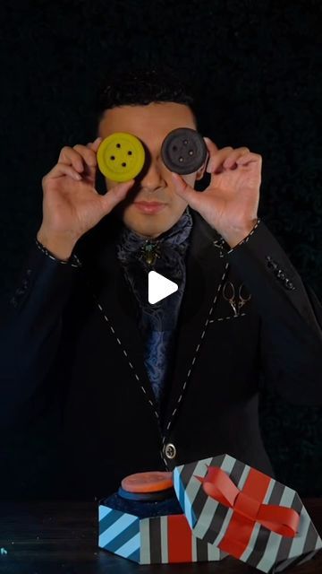 Coraline Cookies, Coraline Button Eyes, Button Cookies, Endless Night, Button Eyes, Baking Tutorial, Coraline, Sewing A Button, Food Hacks