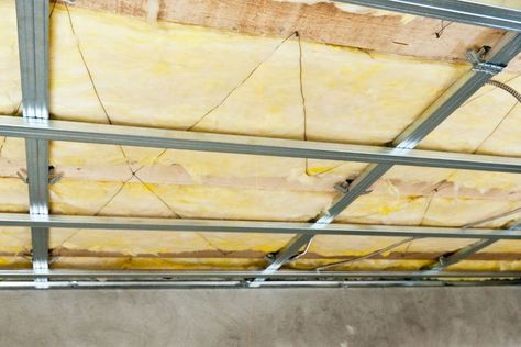 How to install mineral wool Mineral Wool Insulation, Drywall Ceiling, Wool Batts, Diy Step, Ceiling Insulation, Fiberglass Insulation, Wool Insulation, Diy Step By Step, Plastic Foil