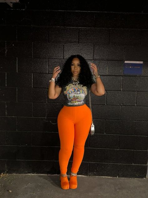 Orange Bodysuit Outfit, Orange Outfits For Black Women, Orange Jumpsuit Outfit, Orange Pants Outfit, Outfits For Black Women, Jumpsuit Outfit Casual, Night Fits, Orange Outfits, Orange Bodysuit