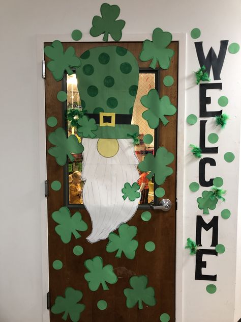 March Decorations Classroom, St Patricks Day School Decor, San Patrick Day Decoration For Classroom, St Patrick’s Day Preschool Bulletin Board, March Teacher Door, Saint Patricks Day Decorations Classroom, St Patrick’s Door Decorations, Saint Patrick’s Day Door Decorations, March Office Decorations