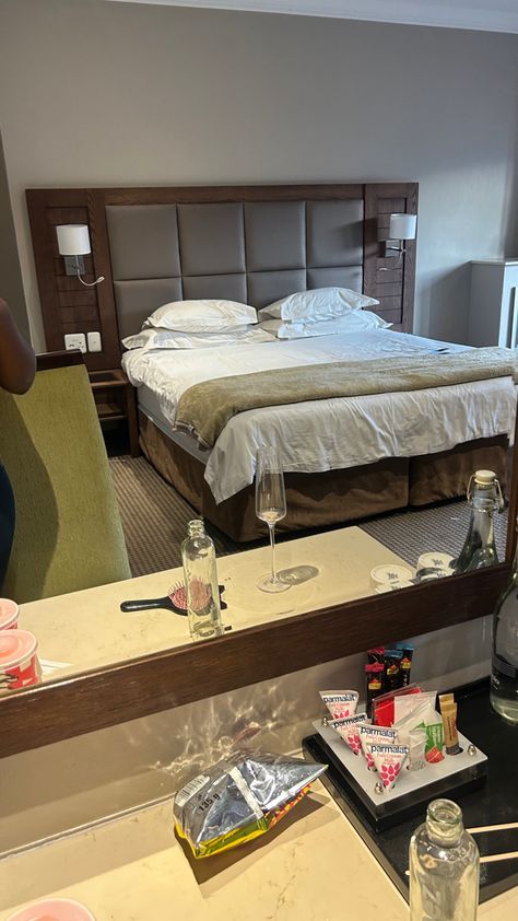 Messy Hotel Room Aesthetic, Messy Hotel Room, Aesthetic Hotel Room Pictures, Hotel Room Aesthetic, Bed Models, Overlay Nails, New Photo Download, Photo Download, Hotel Room