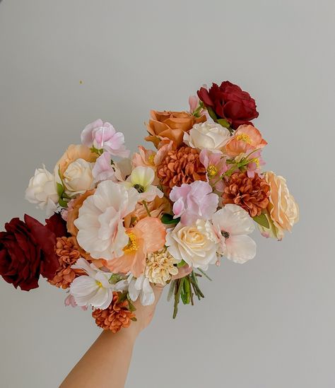 a muted fall bouquet for the perfect mid-September wedding for C&D this past weekend 🍂✨ Fall Wildflower Bouquet, Fall Bouquet, Wildflower Bouquet, September Wedding, Wild Flowers, Birds, Quick Saves