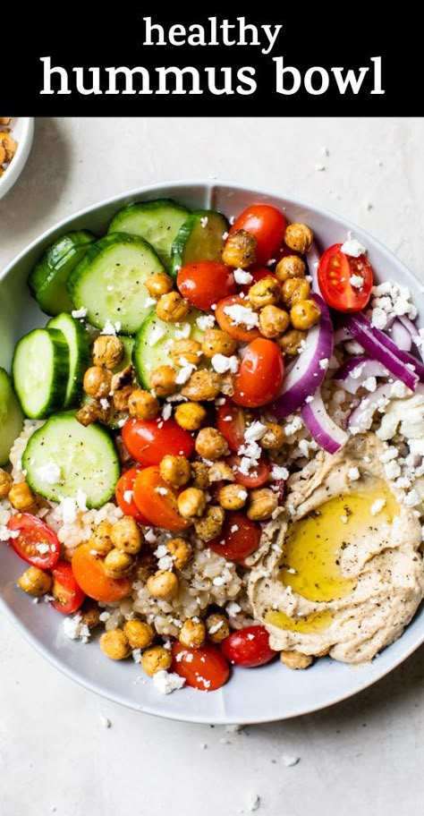 Mediterranean Hummus, Hummus Bowl, Mediterranean Bowls, Cafeteria Food, Easy Mediterranean Diet Recipes, School Lunch Ideas, Homemade Hummus, Vegetarian Meal, Vegetarian Lunch