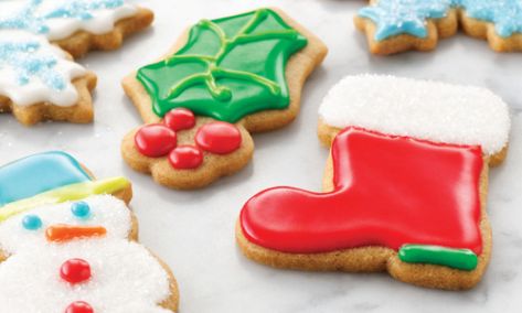 Lemon Holiday Sugar Cookies Recipe Sugar Cookie Icing Recipe, Cookie Icing Recipe, Holiday Sugar Cookies, Chop Recipes, Sugar Cookie Icing, Festive Cookies, Gourmet Cookies, Cutout Sugar Cookies, Cookie Icing