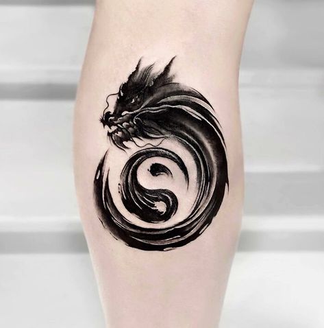 Dragon Yin Yang Tattoo, Dragon Tattoo Forearm, Tattoo On Leg, Ying Yang Tattoo, Dragon Tattoos For Men, Dragon Tattoo Ideas, Simple Arm Tattoos, Yang Tattoo, Yin Yang Art