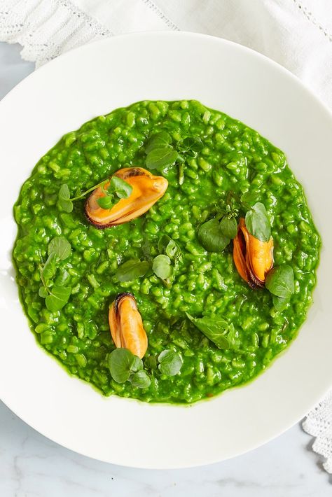 Mussel Risotto, Watercress Recipes, Side Ideas, Fantasy Food, Mussels Recipe, Great British Chefs, Risotto Recipe, Risotto Recipes, Dry White Wine