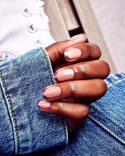 Sally Hansen on Instagram: “Crushin’ on this metallic french mani 😍 🎨: Miracle Gel in Adrenaline Crush” Metallic French Tip, French Tip Nails, Sally Hansen, Toe Nails, Nail Inspo, Nail Polish, Nail Art, Nails, On Instagram