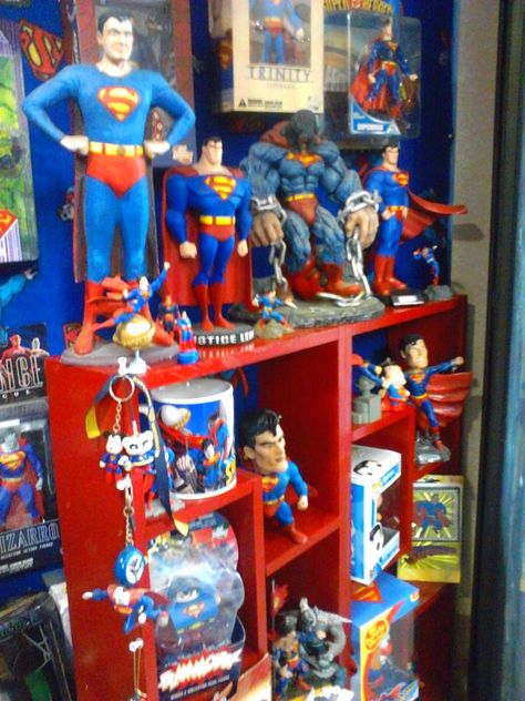 #Superman #Toy & collectibles exhibit. On display at the J.Preston National Toy Museum. Watch the video of this collection on youtube at Gifted monkeyTV! Super Hero Dolls House, Super Hero Doll House For Boys, Lex Luthor My Adventures With Superman, Ghana Art, Superman Collection, Comic Room, Superman Love, Bootleg Toys, Nerd Cave