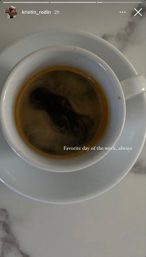 Coffee Captions Instagram, Friday Coffee, Food Captions, Coffee Instagram, Coffee Obsession, Coffee Pictures, Coffee Photography, Food Quotes, Aesthetic Coffee